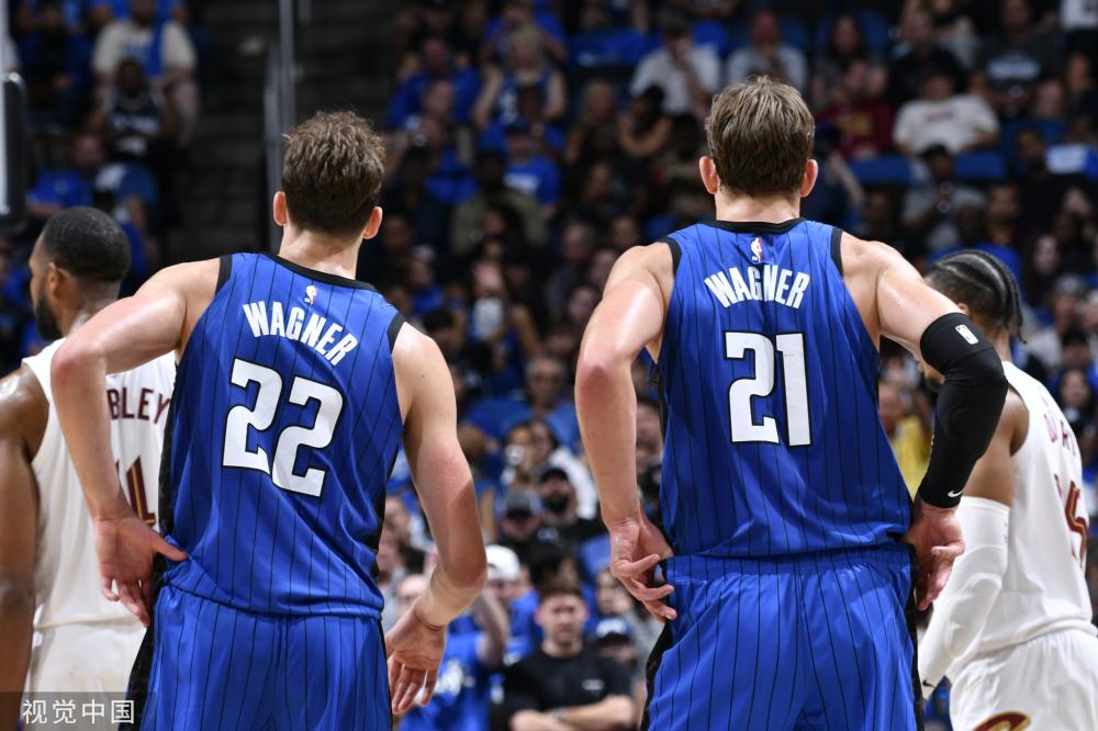 更是一种对 更是一种对