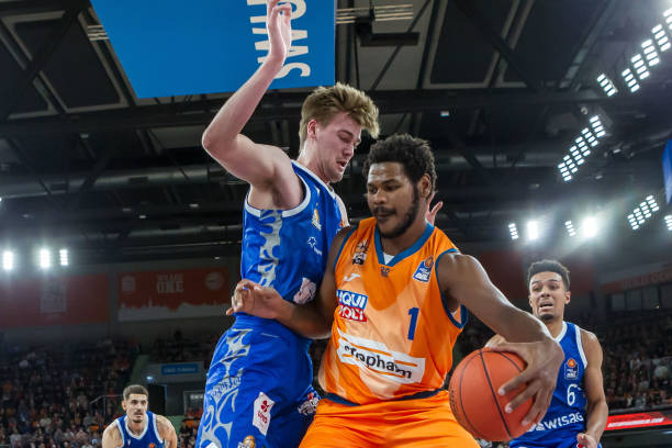 而拥有波津 而拥有波津